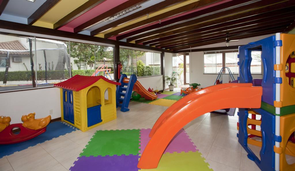 Hotel Atlantico Buzios Convention Exterior foto A playroom at a daycare center