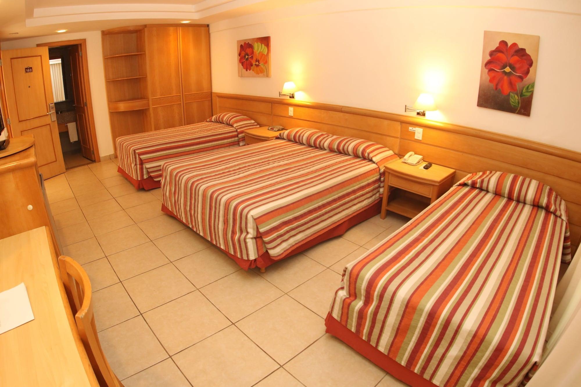 Hotel Atlantico Buzios Convention Exterior foto A typical hotel room