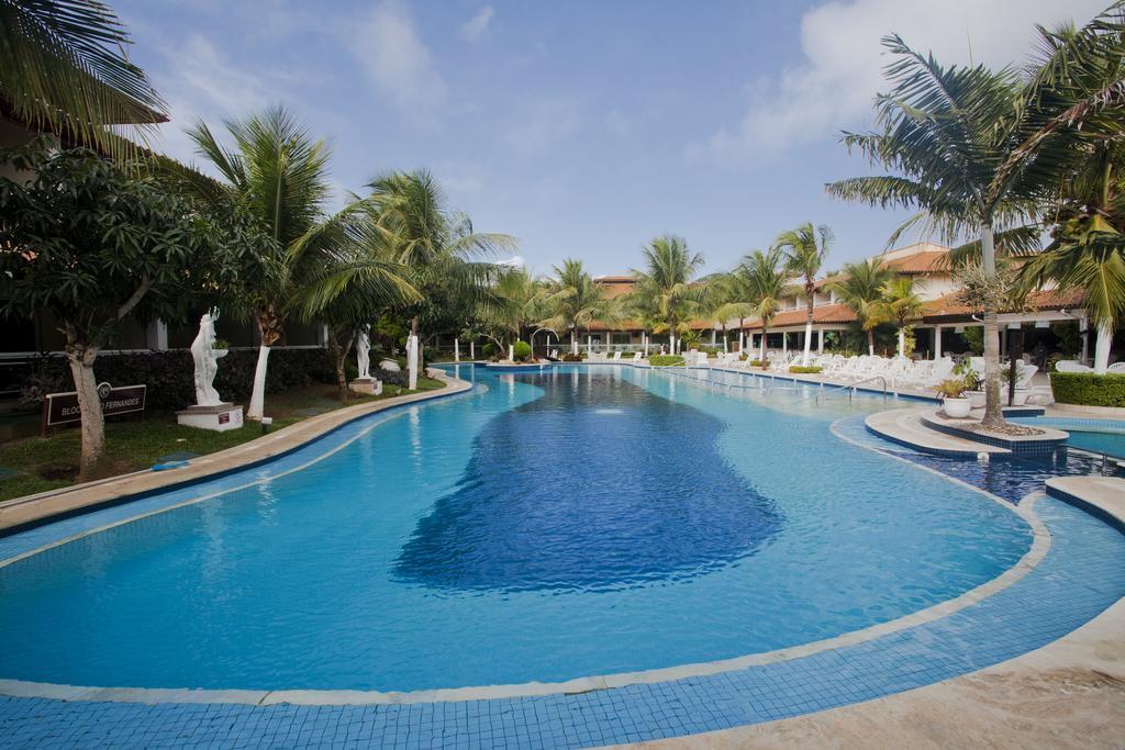 Hotel Atlantico Buzios Convention Exterior foto A resort in Balneário Camboriú