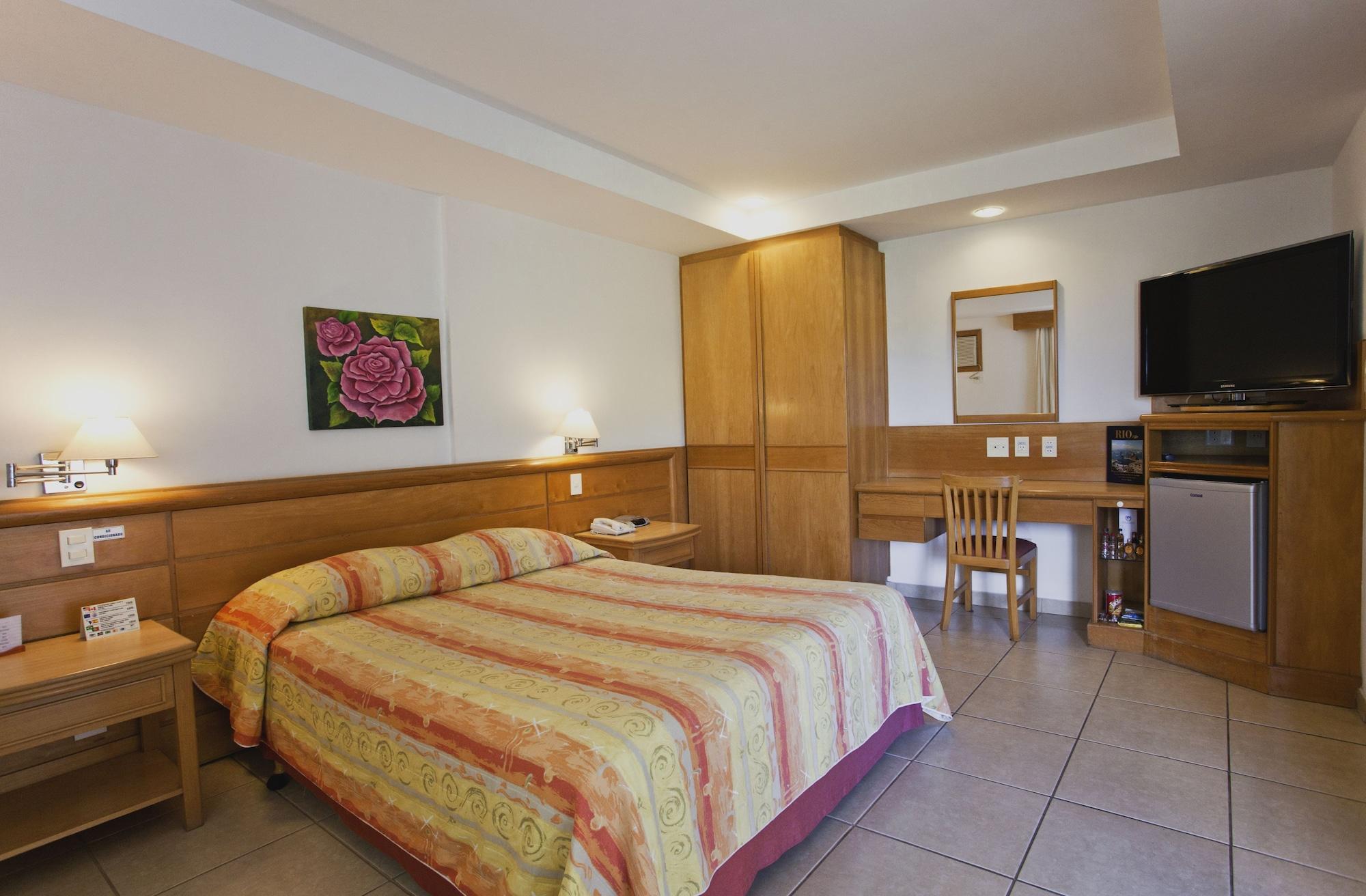 Hotel Atlantico Buzios Convention Exterior foto A room at the hotel