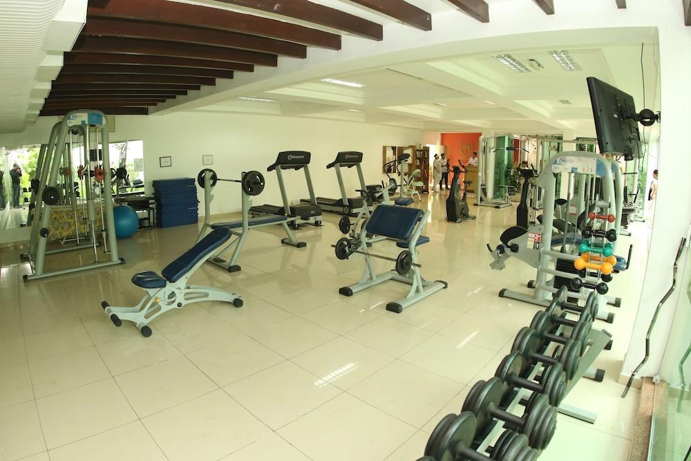 Hotel Atlantico Buzios Convention Exterior foto A gym in a hotel